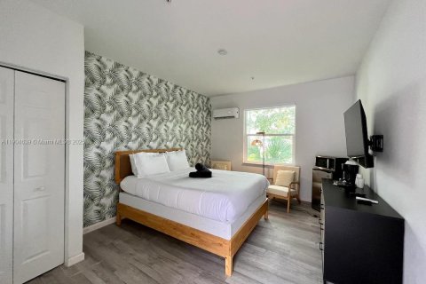 Apartment in Pompano Beach, Florida 1 bedroom, 497.58 sq.m. № 1955128 - photo 4