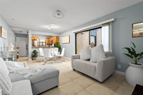 Copropriété à vendre à West Palm Beach, Floride: 2 chambres, 83.98 m2 № 1855049 - photo 12
