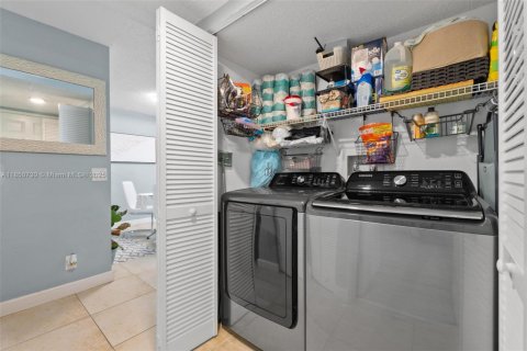 Copropriété à vendre à West Palm Beach, Floride: 2 chambres, 83.98 m2 № 1855049 - photo 21