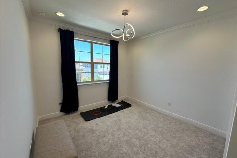 House in Orlando, Florida 4 bedrooms, 295.43 sq.m. № 1904173 - photo 18