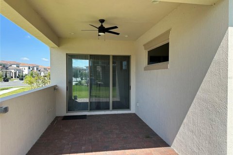 House in Orlando, Florida 4 bedrooms, 295.43 sq.m. № 1904173 - photo 23