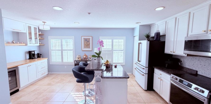 Adosado en Port St. Lucie, Florida 3 dormitorios, 181.16 m2 № 2078157