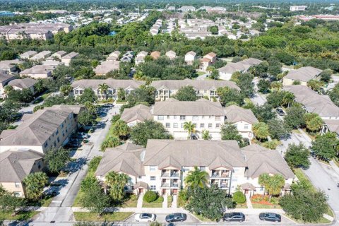 Adosado en venta en Port St. Lucie, Florida, 3 dormitorios, 181.16 m2 № 2078157 - foto 26