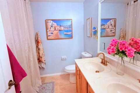 Adosado en venta en Port St. Lucie, Florida, 3 dormitorios, 181.16 m2 № 2078157 - foto 19