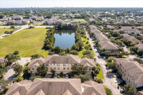 Adosado en venta en Port St. Lucie, Florida, 3 dormitorios, 181.16 m2 № 2078157 - foto 30