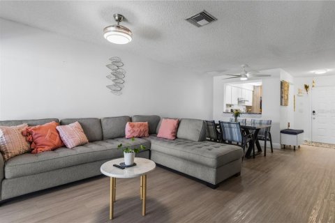 Touwnhouse à vendre à Coral Springs, Floride: 2 chambres, 110.55 m2 № 2415583 - photo 26