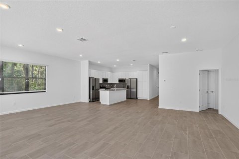 Villa ou maison à vendre à Davenport, Floride: 12 chambres, 471.01 m2 № 2224306 - photo 11