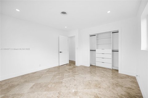 Villa ou maison à louer à Fort Lauderdale, Floride: 3 chambres, 144.93 m2 № 1947471 - photo 11