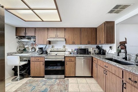 Condominio en venta en Port Richey, Florida, 2 dormitorios, 112.41 m2 № 1782389 - foto 8