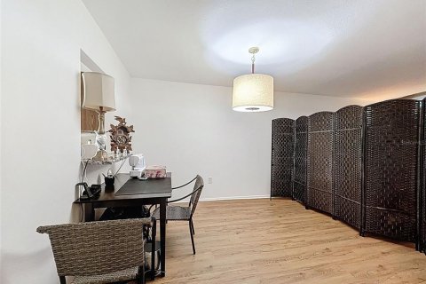 Condominio en venta en Port Richey, Florida, 2 dormitorios, 112.41 m2 № 1782389 - foto 19