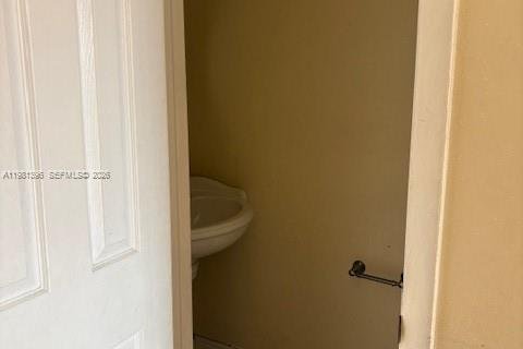 Купить кондоминиум в Майами, Флорида 2 спальни, 88.63м2, № 2048589 - фото 7