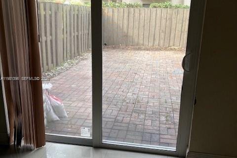 Купить кондоминиум в Майами, Флорида 2 спальни, 88.63м2, № 2048589 - фото 12