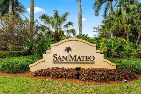 Townhouse in Weston, Florida 4 bedrooms, 171.96 sq.m. № 2032749