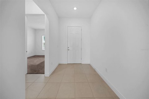 House in Riverview, Florida 5 bedrooms, 318.84 sq.m. № 1684421 - photo 5