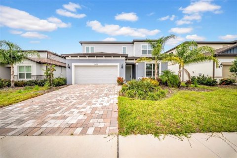 House in Riverview, Florida 5 bedrooms, 318.84 sq.m. № 1684421 - photo 1