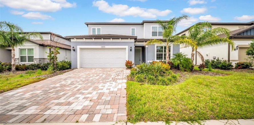 House in Riverview, Florida 5 bedrooms, 318.84 sq.m. № 1684421
