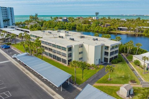 Copropriété à vendre à Sarasota, Floride: 2 chambres, 118.08 m2 № 2095494 - photo 4