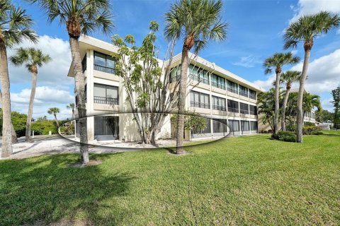 Copropriété à vendre à Sarasota, Floride: 2 chambres, 118.08 m2 № 2095494 - photo 5