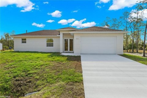 House in Lehigh Acres, Florida 3 bedrooms, 130.62 sq.m. № 1535434 - photo 2