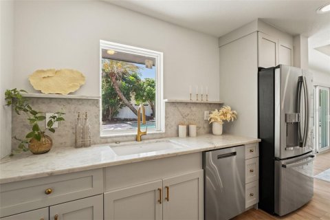 Casa en venta en Tierra Verde, Florida, 4 dormitorios, 247.96 m2 № 1883093 - foto 15