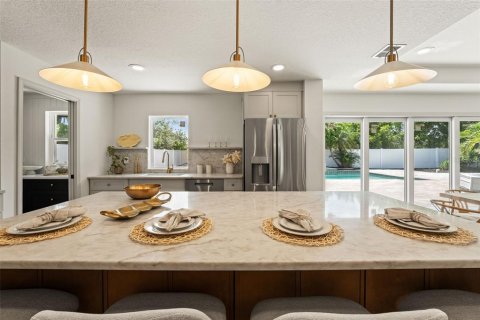 Casa en venta en Tierra Verde, Florida, 4 dormitorios, 247.96 m2 № 1883093 - foto 18