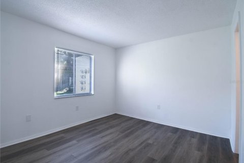 Condo in Clearwater, Florida, 1 bedroom  № 1899923 - photo 14