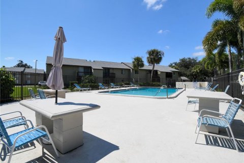 Condo in Clearwater, Florida, 1 bedroom  № 1899923 - photo 24