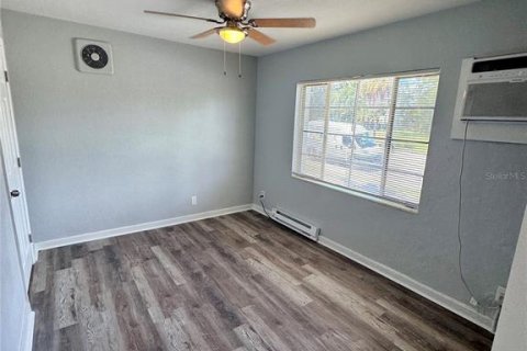 Appartement à louer à Saint Petersburg, Floride: 2 chambres, 83.61 m2 № 2388508 - photo 5
