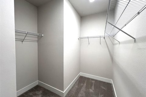 Townhouse in Wesley Chapel, Florida 3 bedrooms, 161.09 sq.m. № 1597621 - photo 12