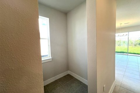 Townhouse in Wesley Chapel, Florida 3 bedrooms, 161.09 sq.m. № 1597621 - photo 7