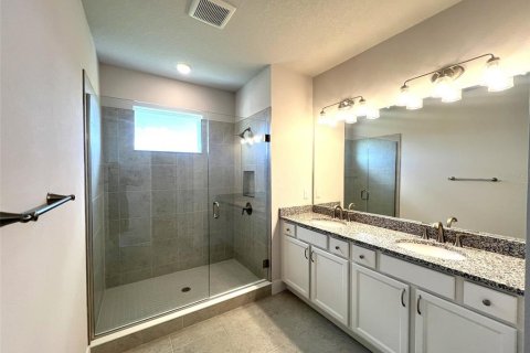 Townhouse in Wesley Chapel, Florida 3 bedrooms, 161.09 sq.m. № 1597621 - photo 11