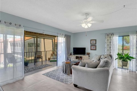 Copropriété à vendre à Lake Wales, Floride: 2 chambres, 104.05 m2 № 1571549 - photo 4