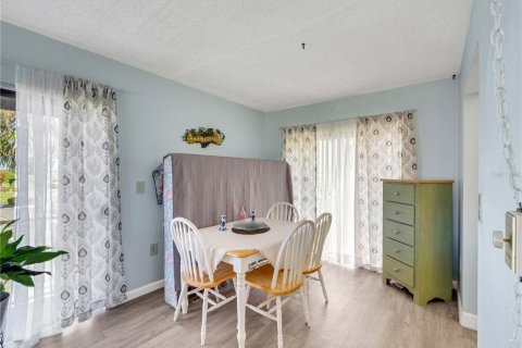 Copropriété à vendre à Lake Wales, Floride: 2 chambres, 104.05 m2 № 1571549 - photo 10