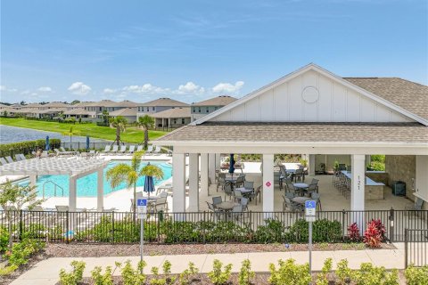 House in Apollo Beach, Florida 4 bedrooms, 189.99 sq.m. № 1747726 - photo 30