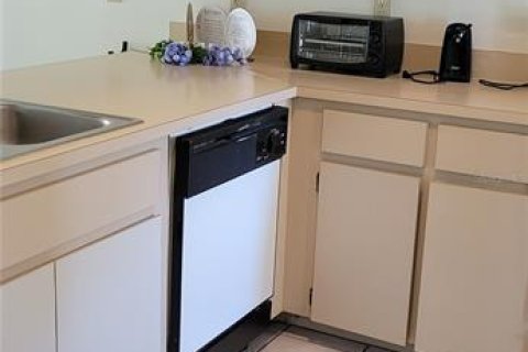 Купить виллу или дом в Уинтер-Хейвен, Флорида 5 комнат, 116.31м2, № 1648104 - фото 29