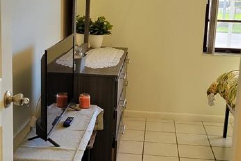 Купить виллу или дом в Уинтер-Хейвен, Флорида 5 комнат, 116.31м2, № 1648104 - фото 16