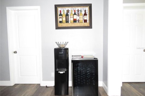 Снять в аренду виллу или дом в Сент-Питерсберг, Флорида 3 спальни, 139.91м2, № 1875799 - фото 8