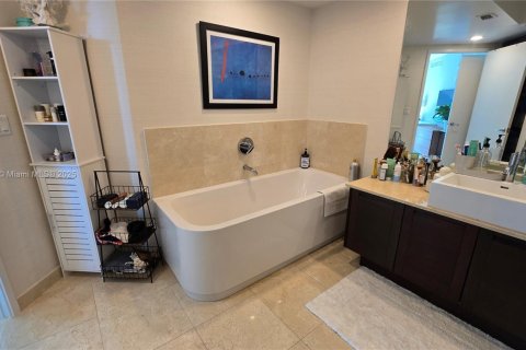 Снять в аренду кондоминиум в Санни-Айлс-Бич, Флорида 3 спальни, 134.43м2, № 2034658 - фото 5