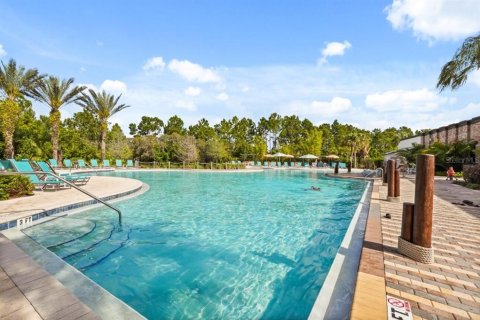 Touwnhouse à Davenport, Floride 5 chambres, 204.76 m2 № 2115875