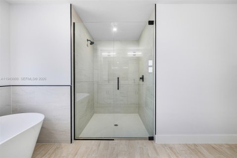 Villa ou maison à vendre à Lehigh Acres, Floride: 4 chambres, 178.28 m2 № 1999247 - photo 17