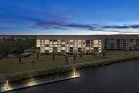 Copropriété à louer à Port Richey, Floride: 2 chambres, 95.22 m2 № 2092281 - photo 5