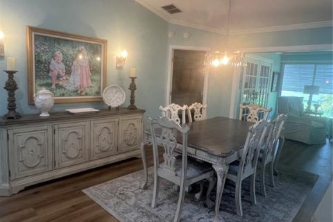 House in The Villages, Florida 2 bedrooms, 128.21 sq.m. № 1826540 - photo 9