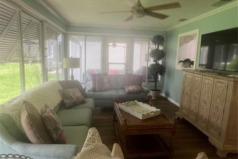House in The Villages, Florida 2 bedrooms, 128.21 sq.m. № 1826540 - photo 27