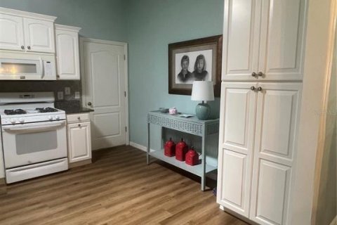 House in The Villages, Florida 2 bedrooms, 128.21 sq.m. № 1826540 - photo 19