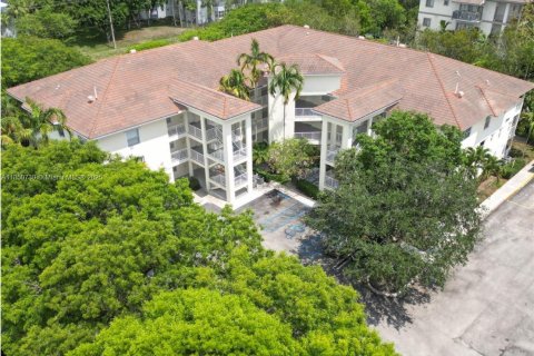 Copropriété à vendre à Coral Springs, Floride: 3 chambres, 111.48 m2 № 1856927 - photo 2