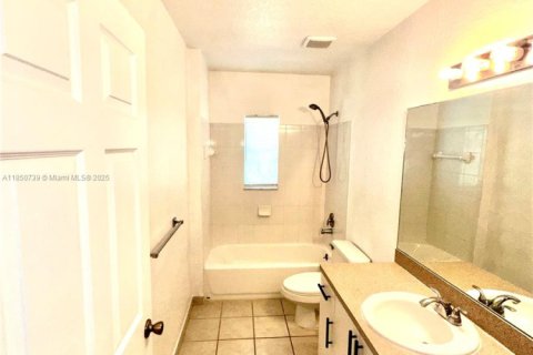 Copropriété à vendre à Coral Springs, Floride: 3 chambres, 111.48 m2 № 1856927 - photo 13