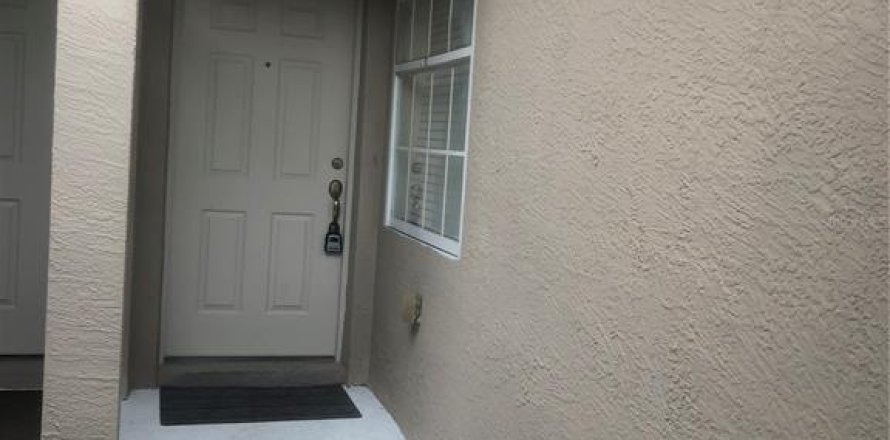 Adosado en Tampa, Florida 2 dormitorios, 115.2 m2 № 1905466