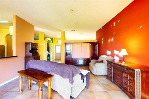 House in Davenport, Florida 3 bedrooms, 194.17 sq.m. № 1619367 - photo 19