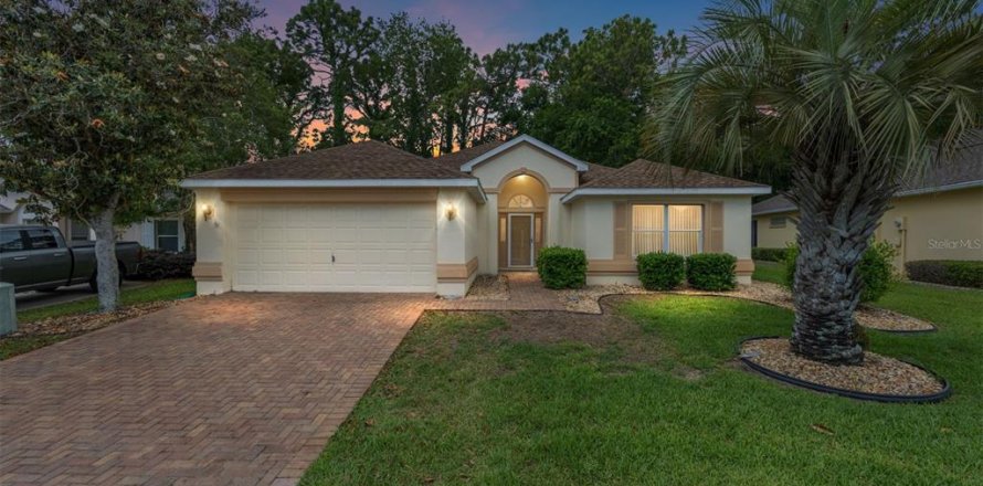 Casa en Ocala, Florida 3 dormitorios, 197.23 m2 № 2131847