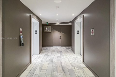 Condo in Miami, Florida, 3 bedrooms № 2018370 - photo 8